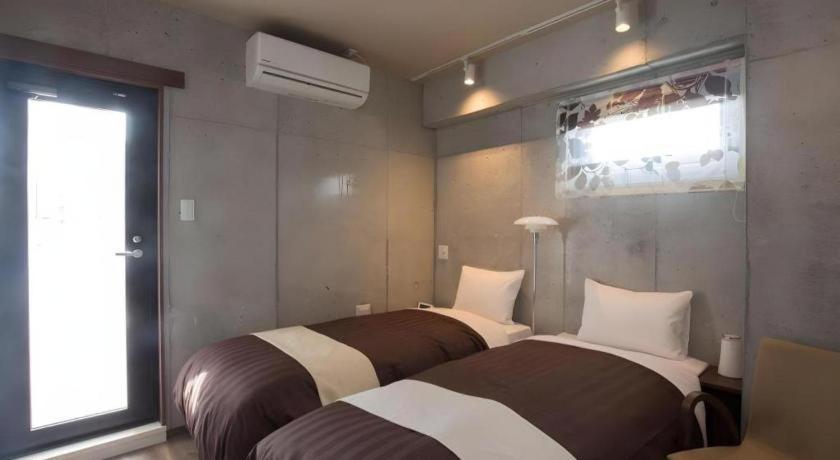Condominio Makishi 3*